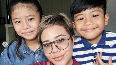 Photo of Kongsi Gambar Bersama Dua Anak, Norreen Iman Dilihat Tidak Lagi Bertudung